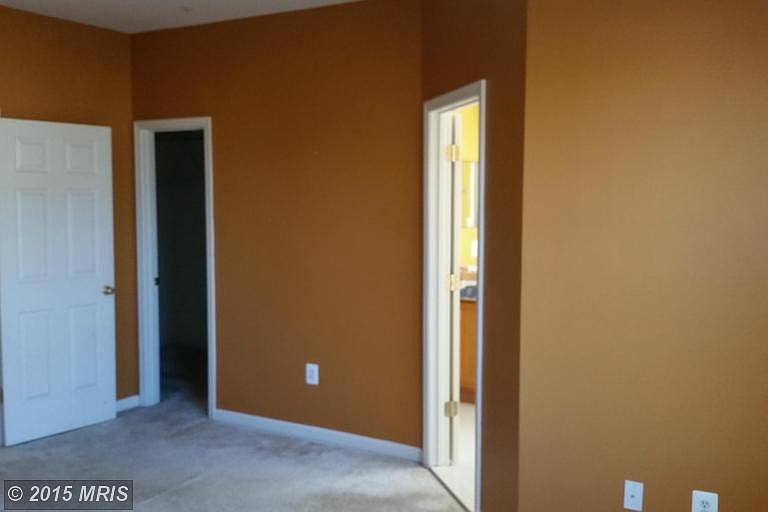 2nd image of 13040 Town Commons Dr