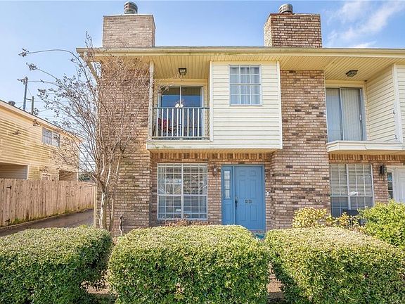 2nd image of 2 Houmas Pl APT D