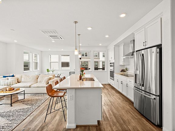 2nd image of 2875 Tradewind Dr