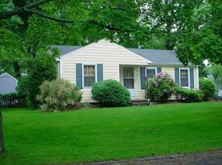 20 Drumsna Ct, Warwick, RI 02886