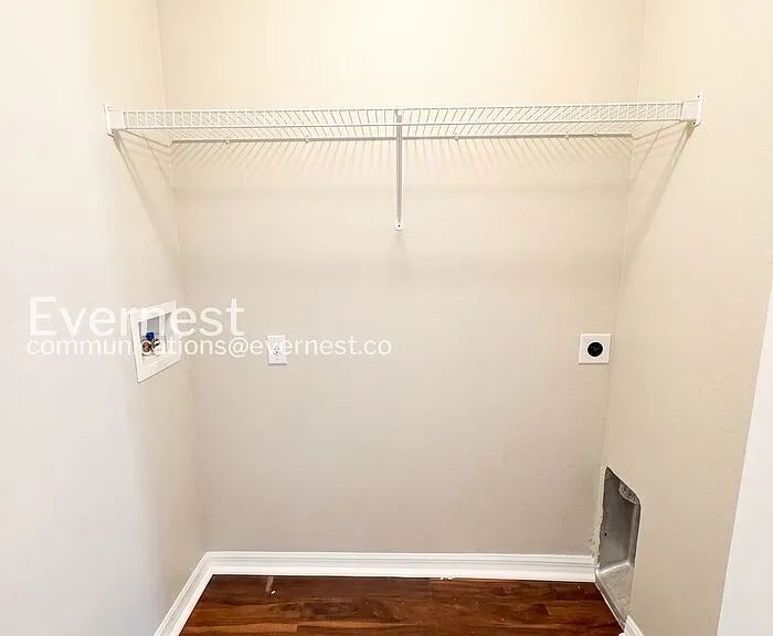 3823 Exeter Ln — Photo 22