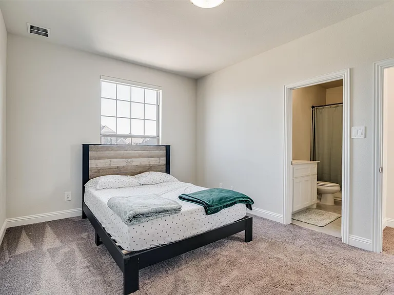 3513 Ridgecross Dr — Photo 10