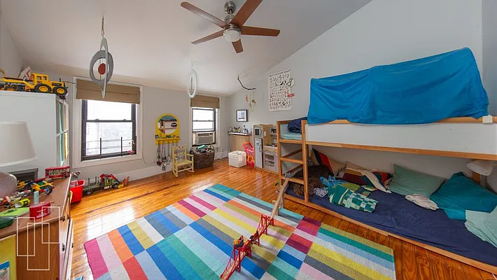 Rented by Garfield Realty  | media 19