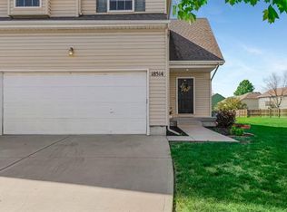 18514 Cherry Ct, Gardner, KS 66030