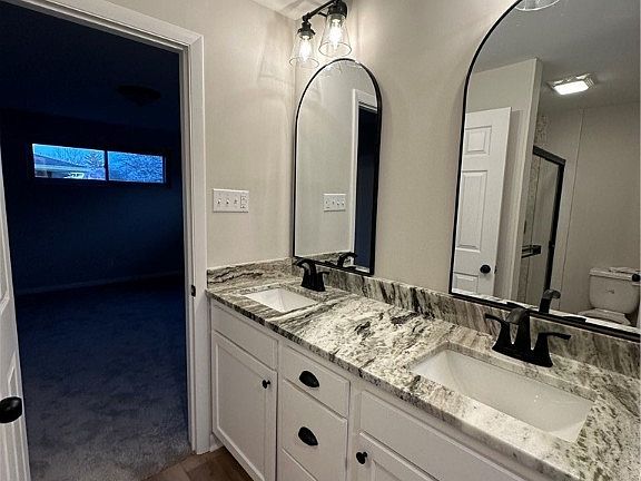 5th image of 4233 Weller Dr