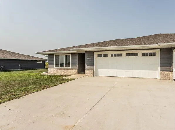 1601 Neil Ave #1601, Dell Rapids, SD 57022