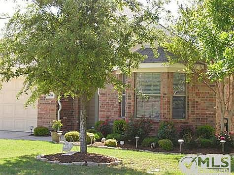 4th image of 2753 Laurel Oak Dr