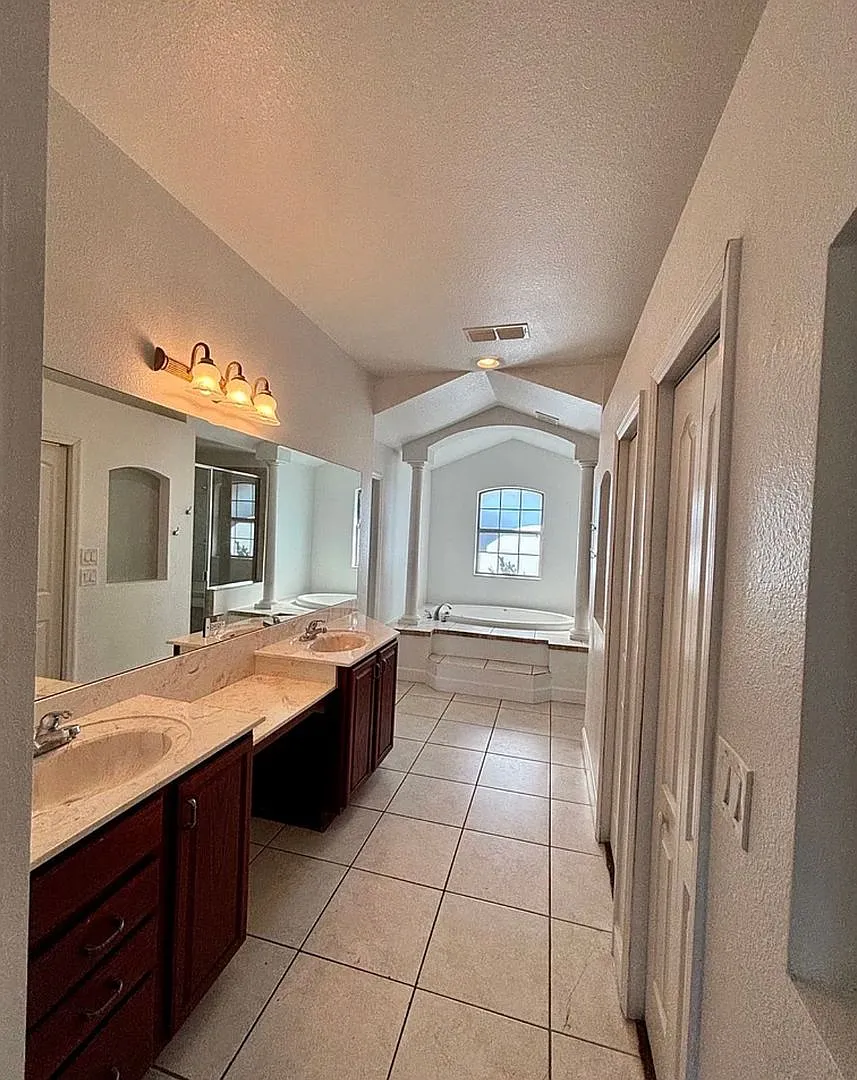 Coming Soon To Marion Oaks! Space, Comfort & Room To Make It Home — Photo 3