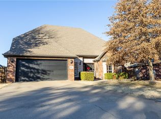 5002 SW Peregrine Ave, Bentonville, AR 72713