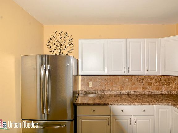 3rd image of 4523 N Wolcott Ave #Ua2b
