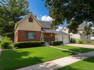 46 Michigan St, Mount Clemens, MI 48043