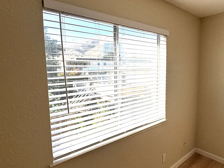 3 Lewis Ave #5 — Photo 12