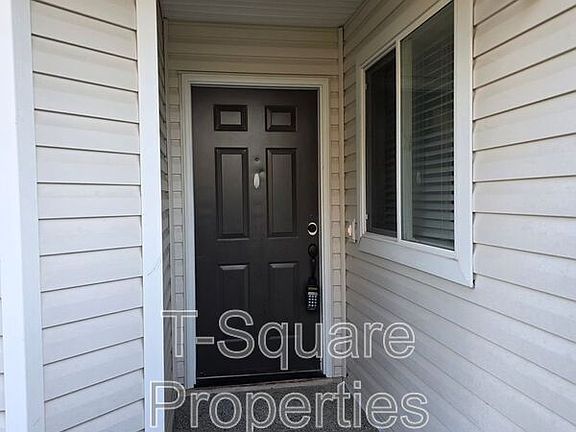 3rd image of 103 96th Ave SE #B