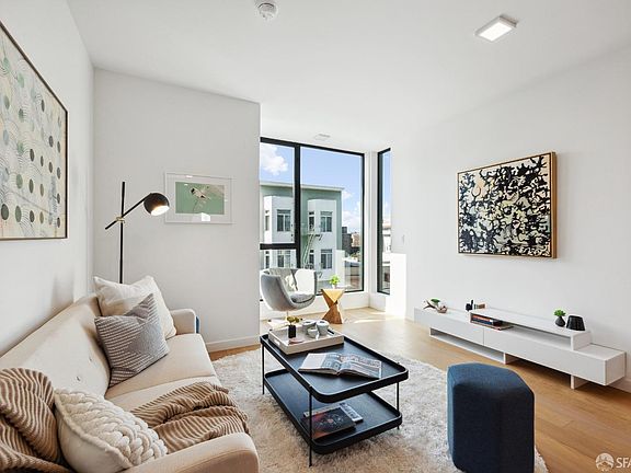 4th image of 1580 Pacific Ave #F2