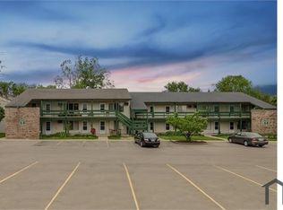 6076 Marsh Rd #B-04, Haslett, MI 48840