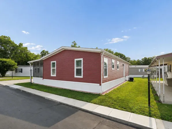 2000 Us Highway 23 N Lot 63, Delaware, OH 43015