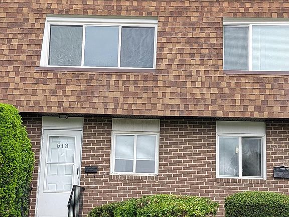 2nd image of 513 Carrollton Dr #21