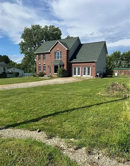 612 Cemetery Rd — Photo 2