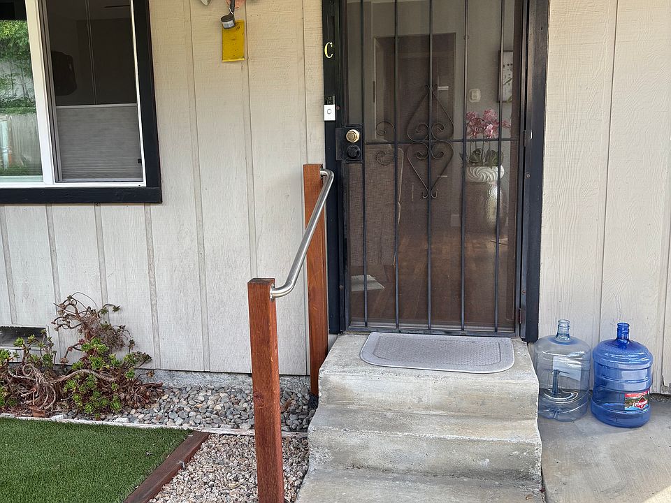 1st image of 900 Villa Ave APT C
