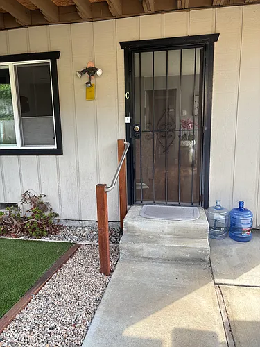 900 Villa Ave #C Photo 1