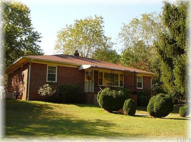 1st image of 121 Tuscarora Dr