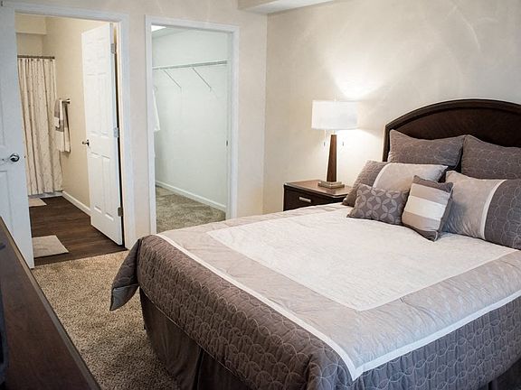 Large Main Bedroom with Attached Bathroom and Closet