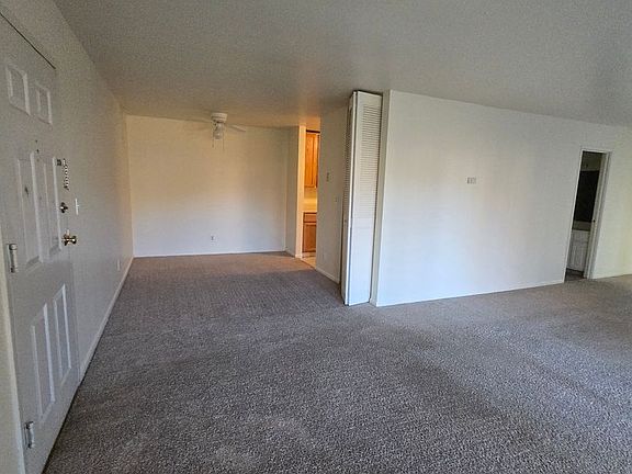 2nd image of 444 Gramercy Dr #336-03