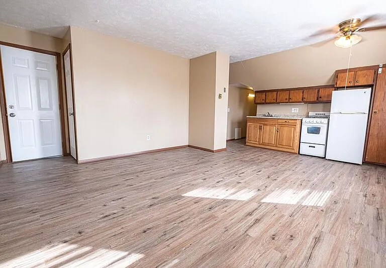 3 Charles St #3R — Photo 5
