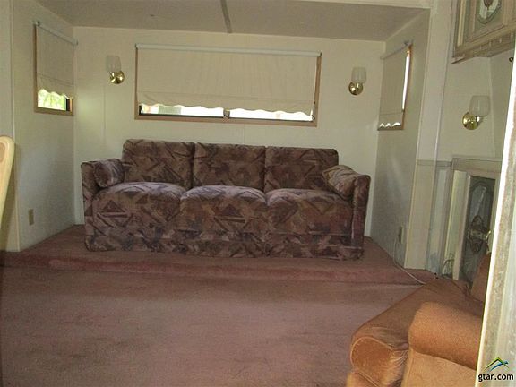 5th image of 20684 Parkside Dr