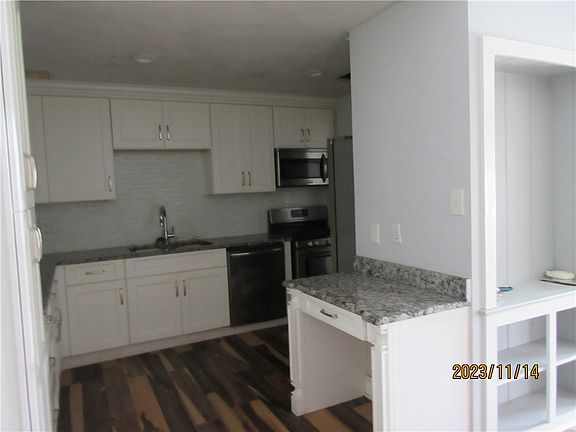 4th image of 2745 53rd Ave