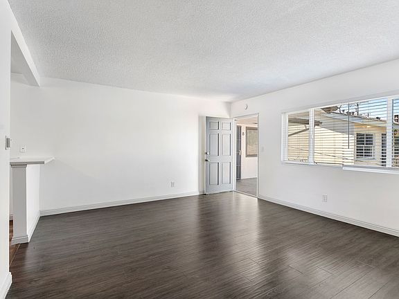 4th image of 1335 Stanley Ave APT 7