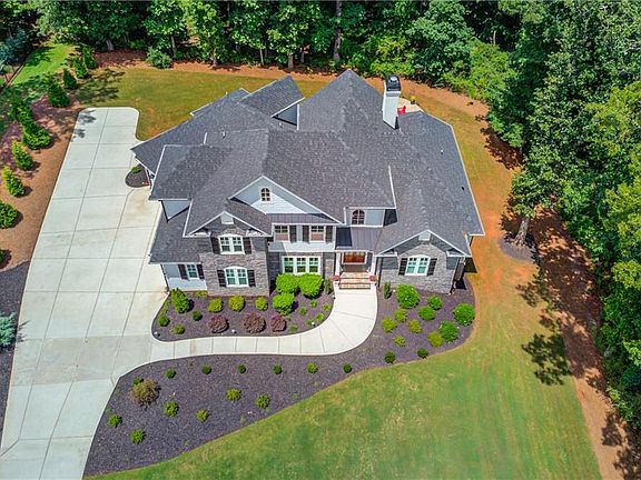 4th image of 5392 Retreat Dr
