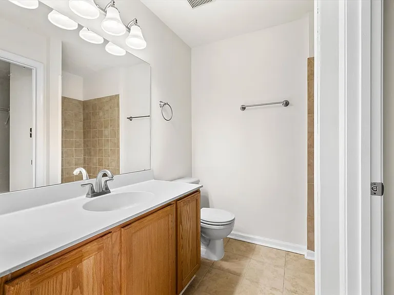 4701 Colonnade Way — Photo 17