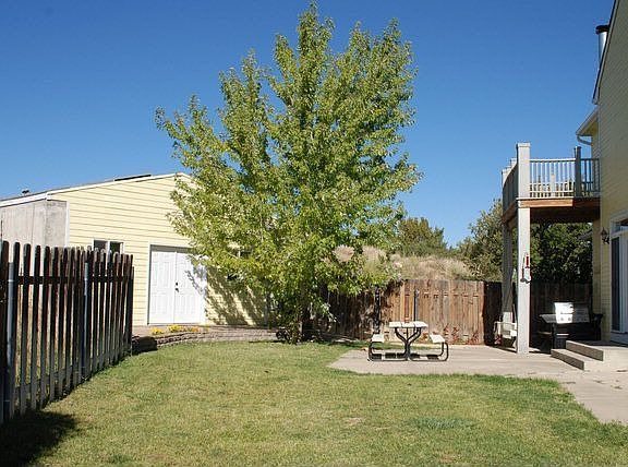 3rd image of 4760 W Colorado Blvd