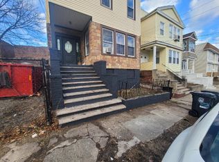 17 Patten Pl, Newark, NJ 07112