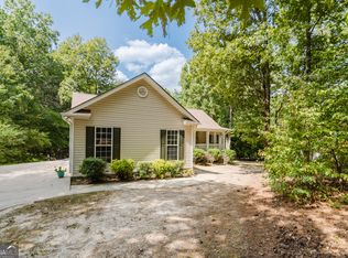 135 Pond Mill Ct SE, Silver Creek, GA 30173