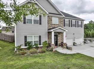 2710 Topaz Rd, Riverdale, GA 30296