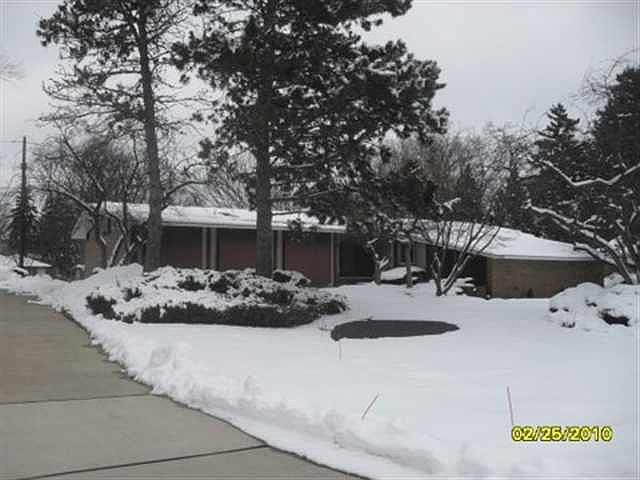 1st image of 23090 Laurel Valley St