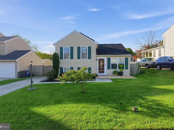 6387 Red Spruce Ln, Sykesville, MD 21784