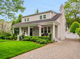 70 Loines Ave, Merrick, NY 11566