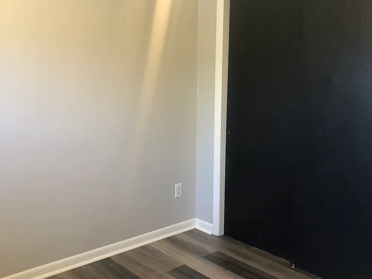 1642 Chapman Ave — Photo 15