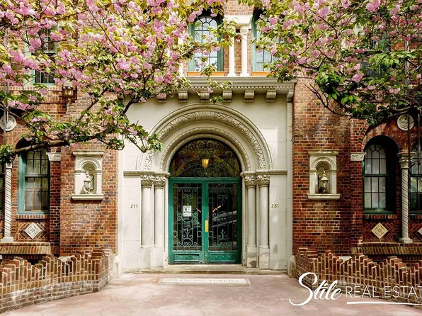 277 Washington Ave APT 5E, Brooklyn, NY 11205