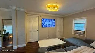 2 bed, 1935 sqft, $2,500 — Photo 3