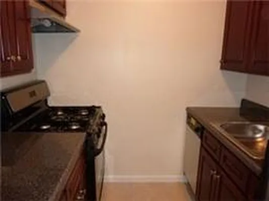 Sold by Douglas Elliman | media 15