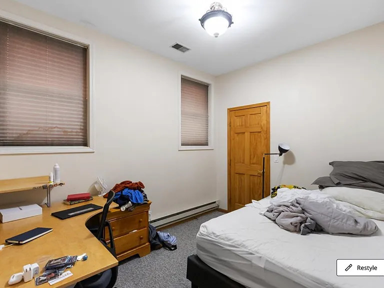 2338 N Greenview Ave #1 — Photo 9