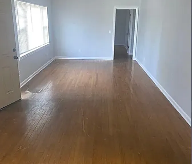 1115 Orangewood Ave — Photo 3