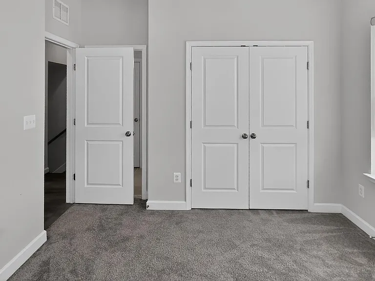 612 Leigh Way — Photo 31
