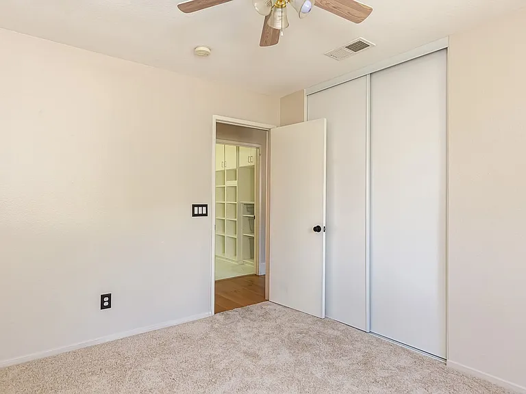 545 Toota Ct — Photo 18