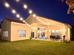 1001 Cedar Falls Dr, Weston, FL 33327