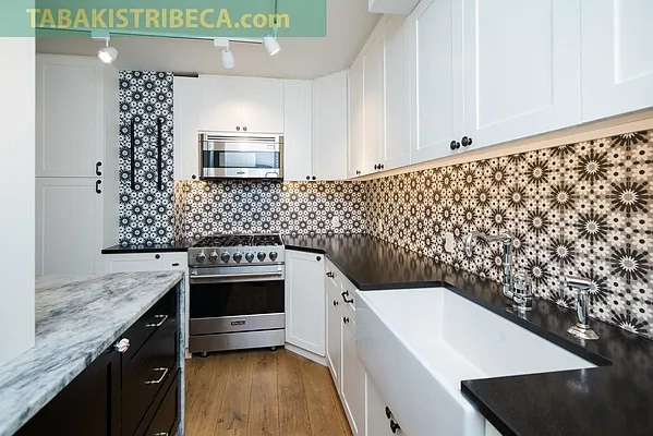 Rented by Tabak Real Estate | media 32